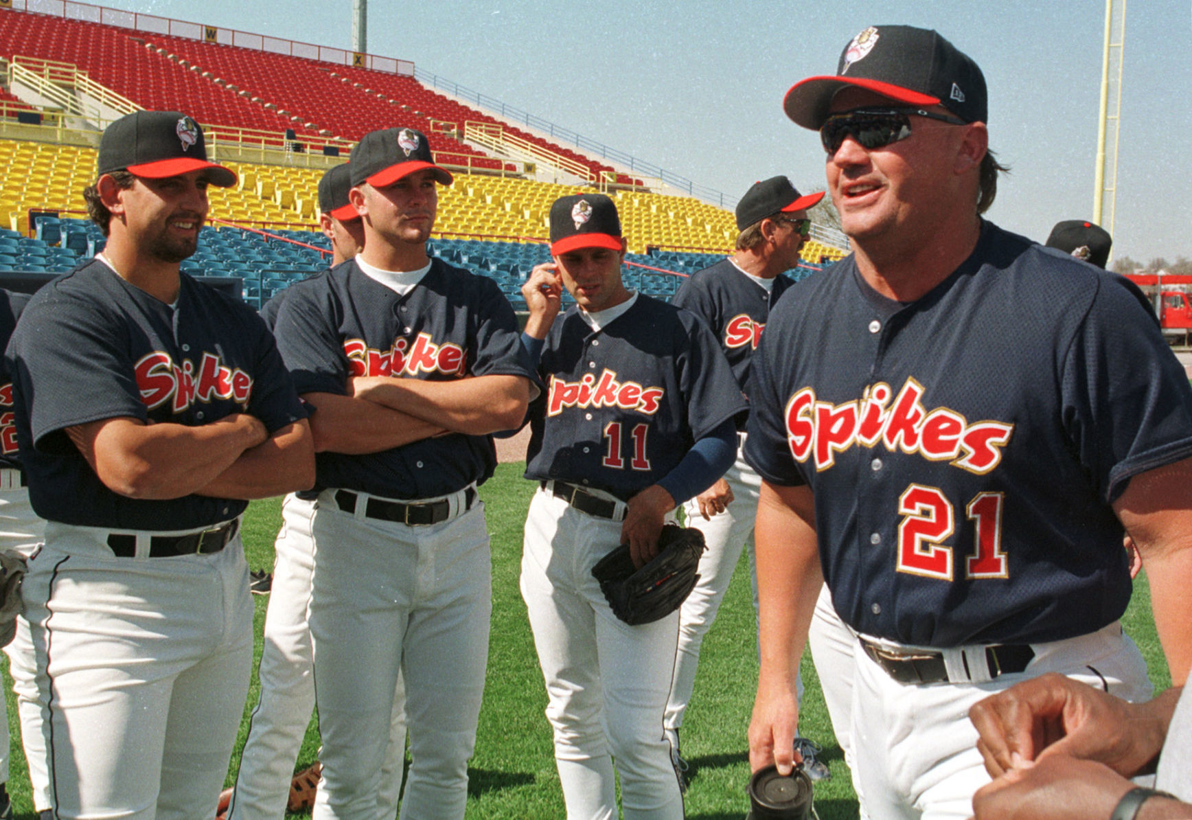 RS/SPIKES.51421